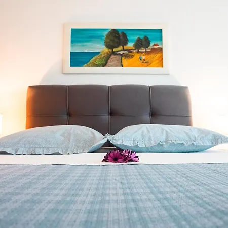 Gloria Appartement *