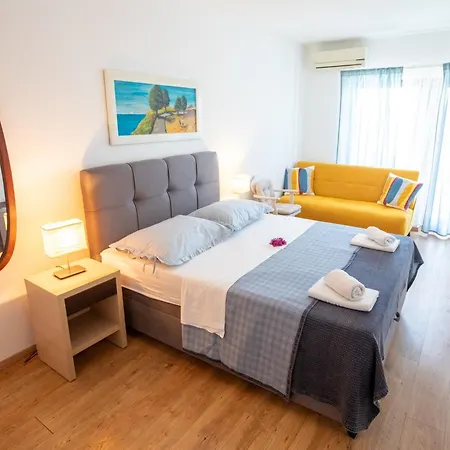Gloria Appartement Podstrana