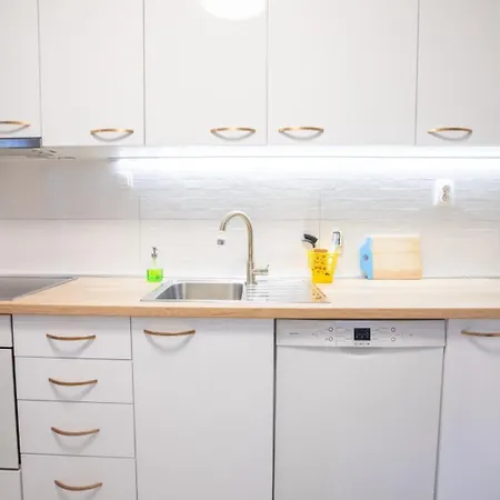 Gloria Appartement Podstrana